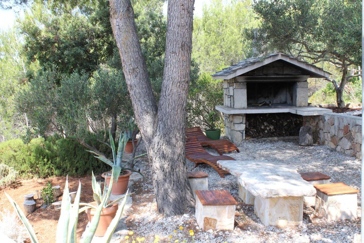 Seaside Secluded Apartments Zavala, Hvar - 15357 Jelsa  Extérieur photo