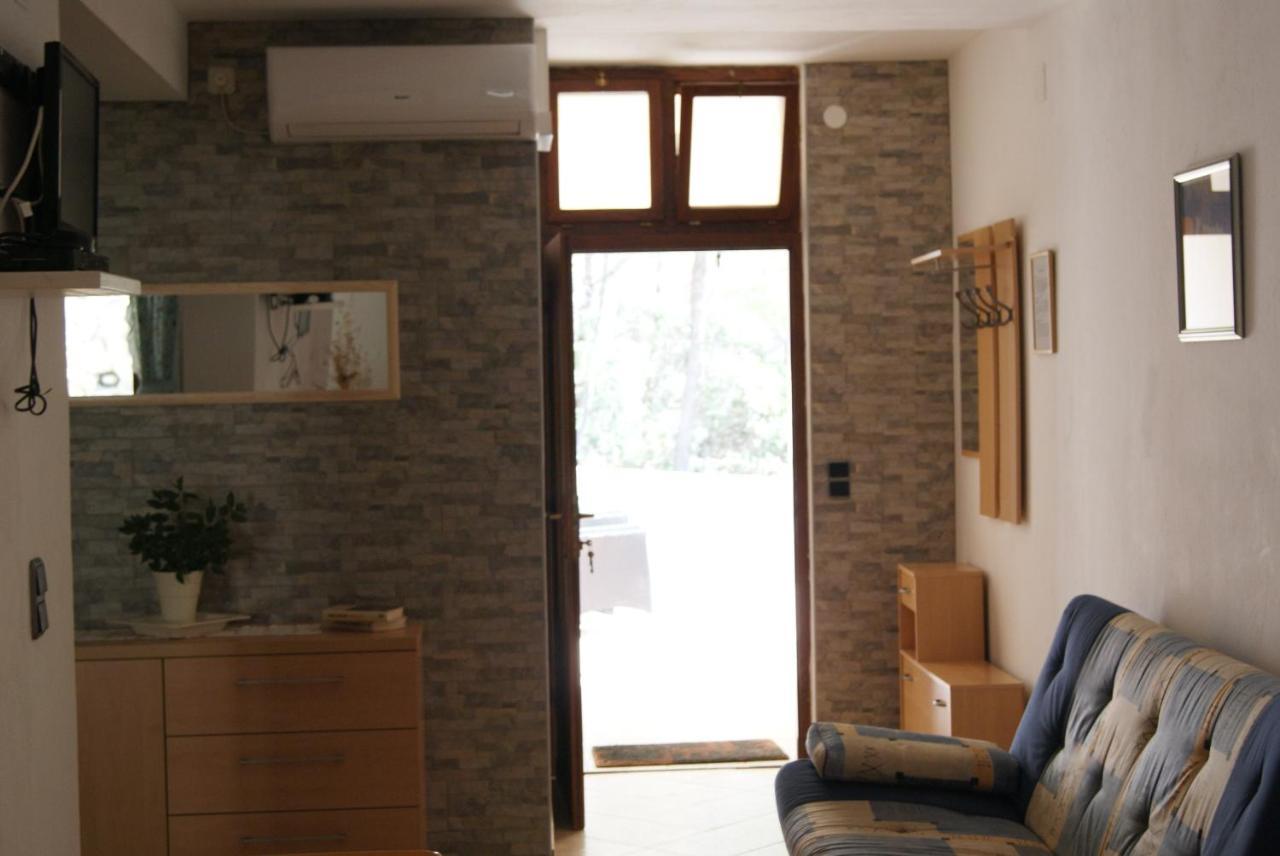 Seaside Secluded Apartments Zavala, Hvar - 15357 Jelsa  Extérieur photo