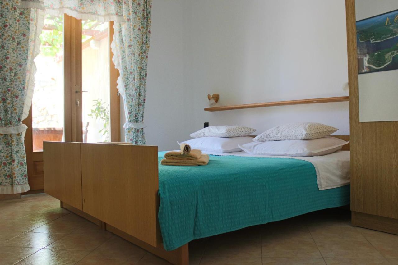 Seaside Secluded Apartments Zavala, Hvar - 15357 Jelsa  Extérieur photo